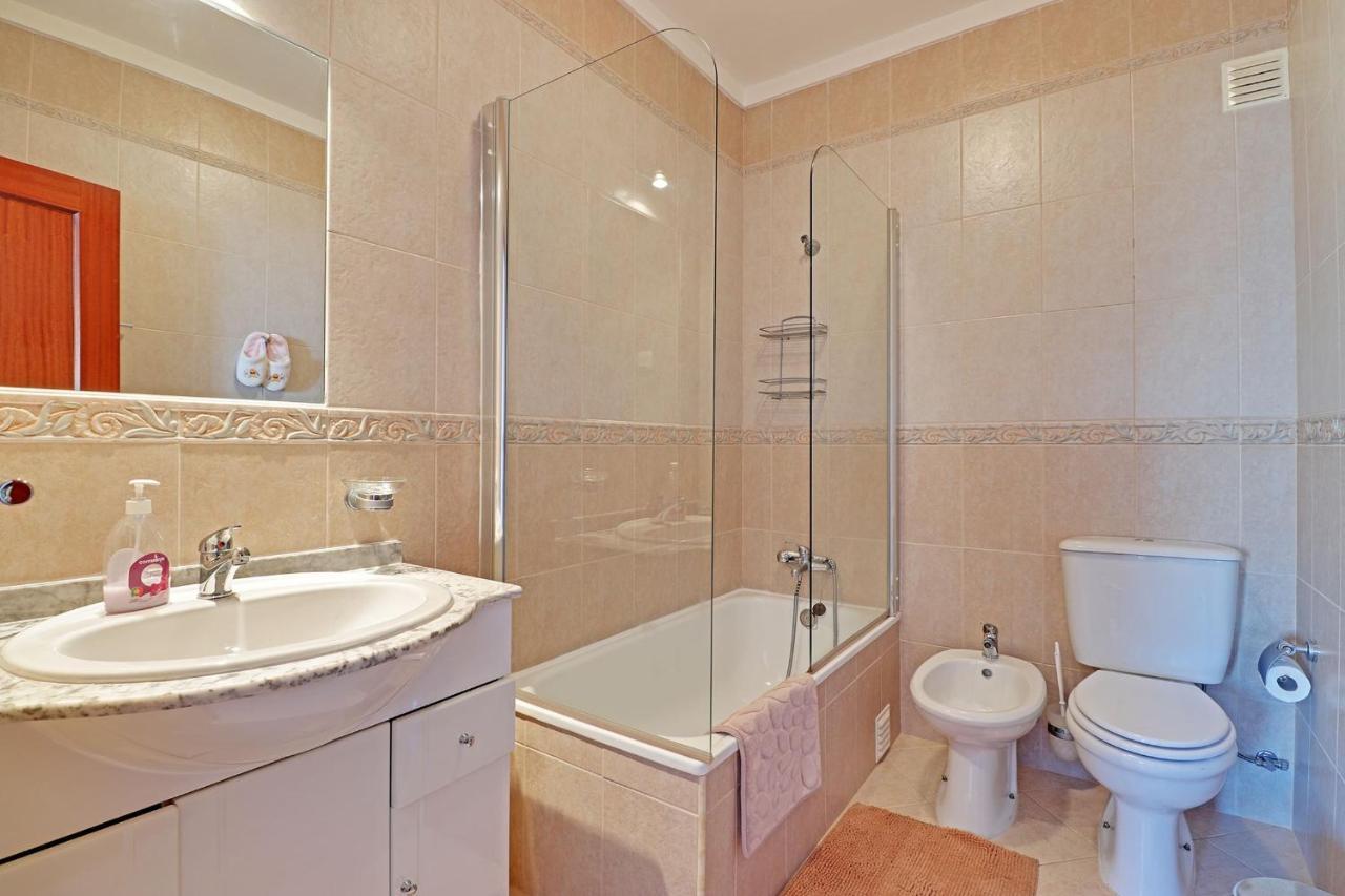 Praia Da Rocha Central 1 With Pool By Homing Portimao Luaran gambar